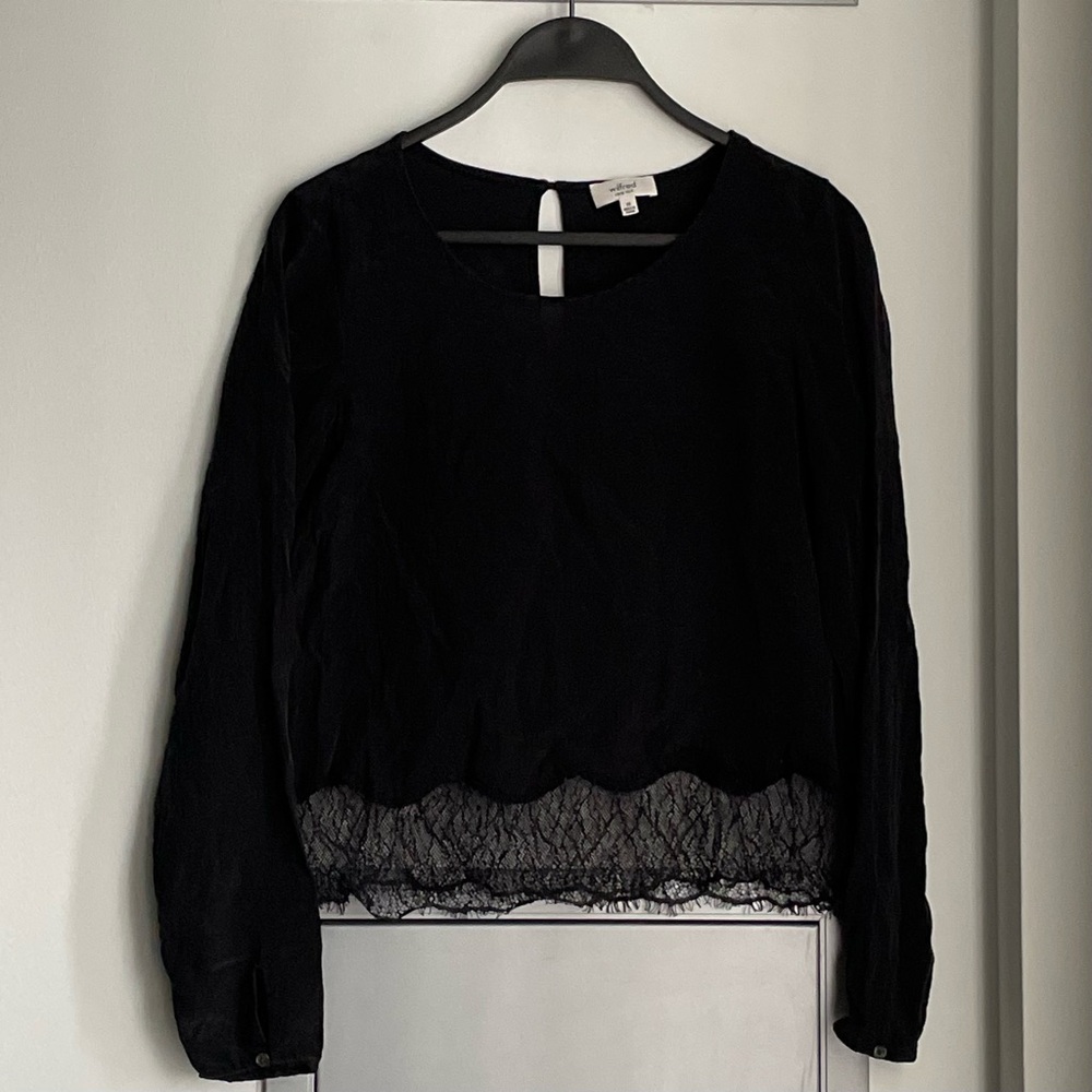 ARITZIA WILFRED Desaix Blouse - Black Long Sleeve with Lace Hem